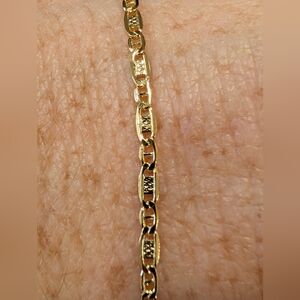 10k Gold Valentino Bracelet 7.5-in - NEW